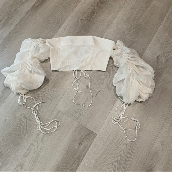 Vietnamese Brand AEIE Sophie Crop Top/ Deadstock - Picture 3 of 6